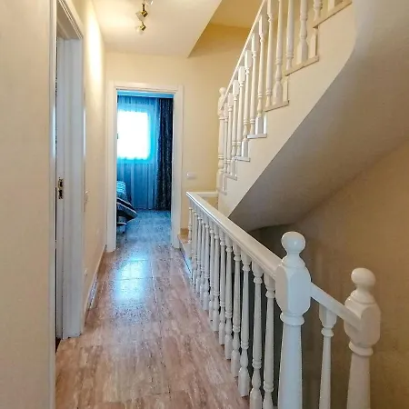 Luxurious 3 Bedroom In Las Américas Arona (Tenerife)