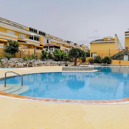 Luxurious 3 Bedroom In Las Américas *